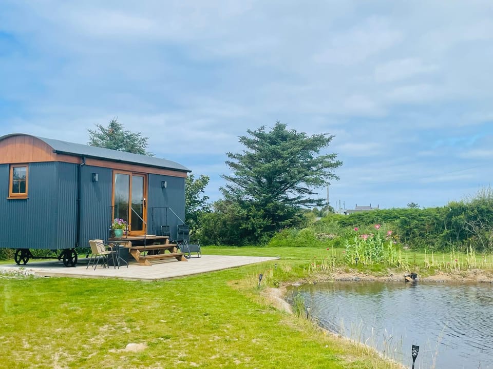 Aberdaron Shepherd Huts House in Wales