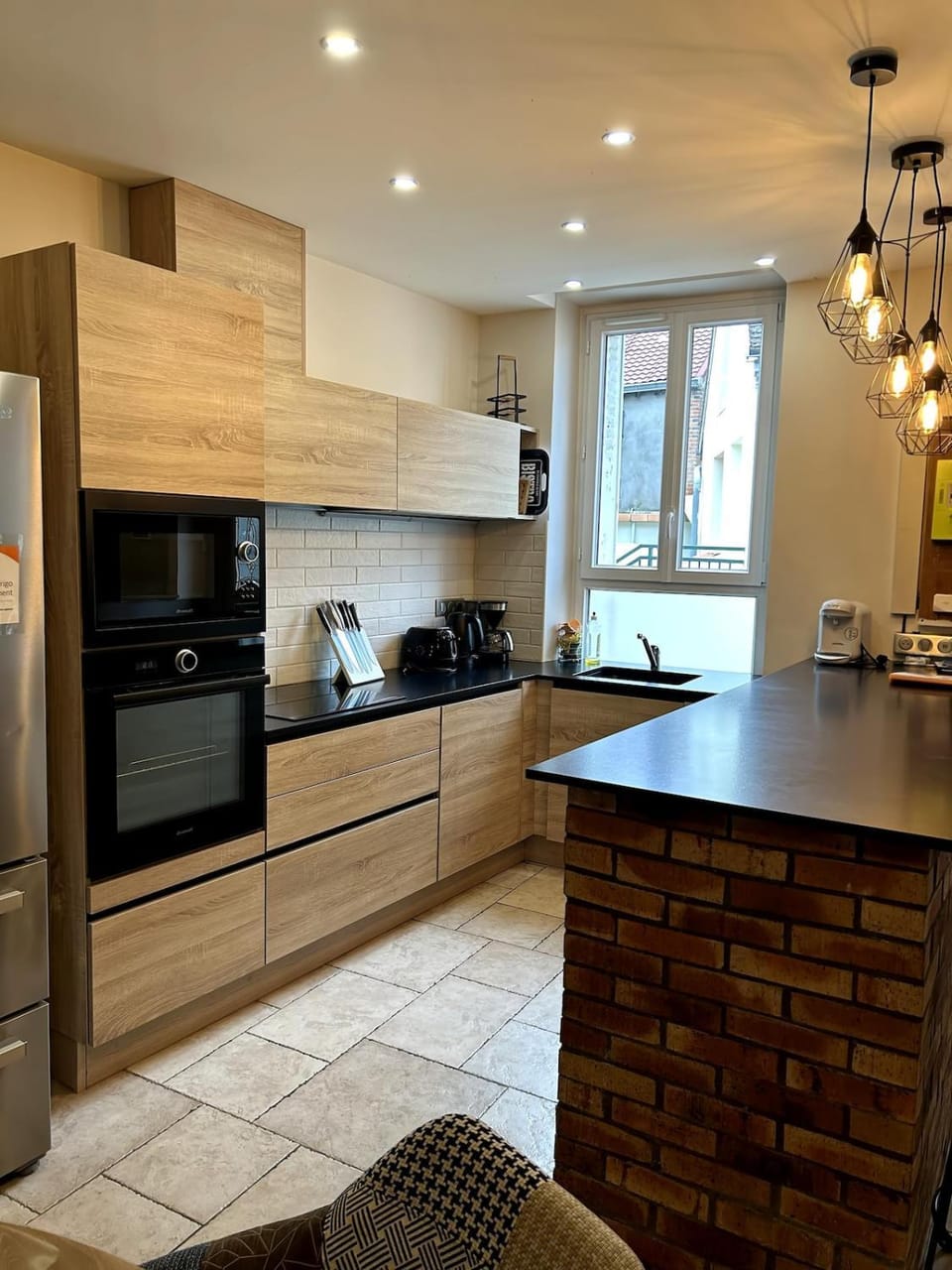 Kitchen or kitchenette, Dining area, dishwasher, oven, stove, toaster