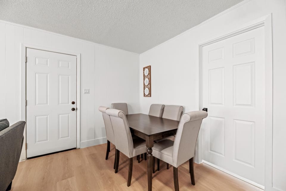 Spacious McKinney Bungalow - 4 Bedrooms House in McKinney
