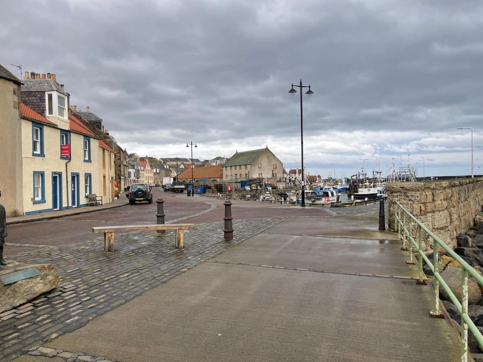 Neighbourhood, Street view, Location, Parking