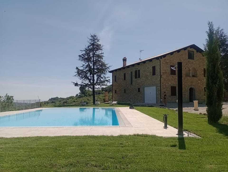 Sophie Deluxe House ONLY 6 km FROM THE SEA Apartment in Marche