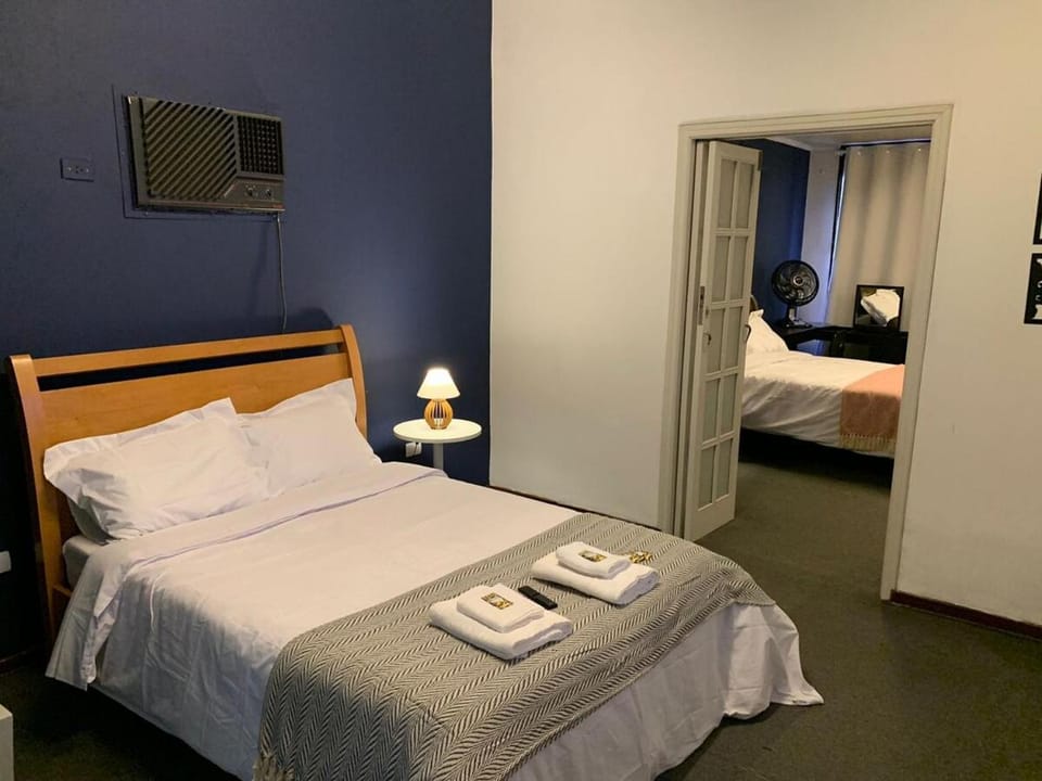 Apartamento 41 - 80m2 - Próx Metrô República, Brás e 25 de Março Apartment in Sao Paulo City
