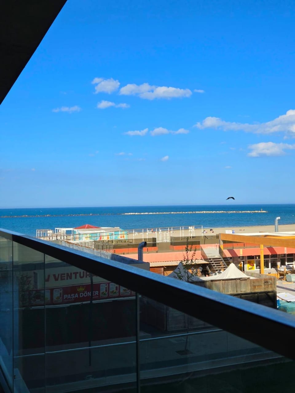 View (from property/room), Balcony/Terrace, Beach