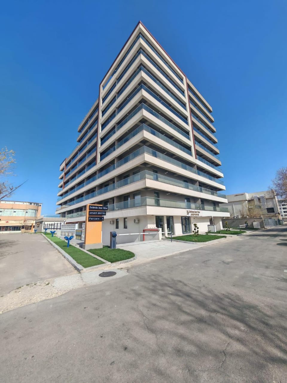 Property building, Day