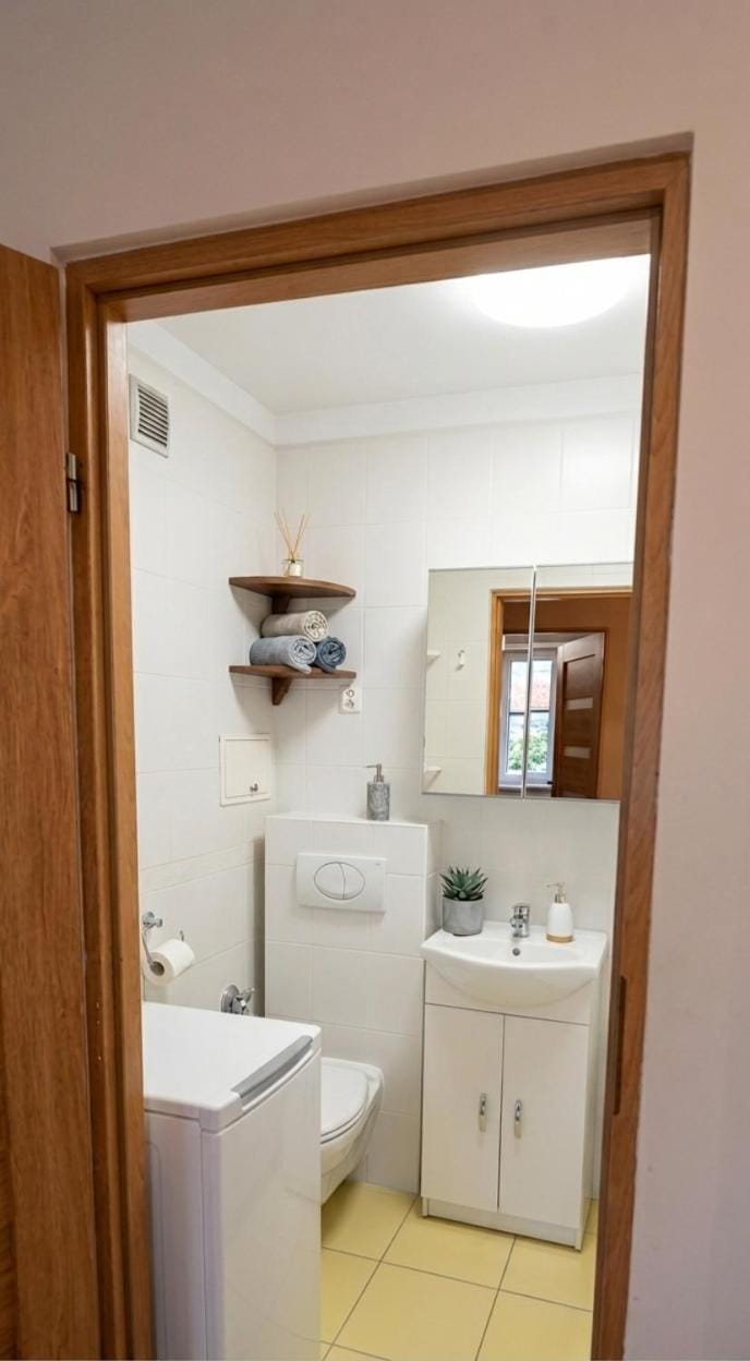 Bathroom, Bath, washing machine