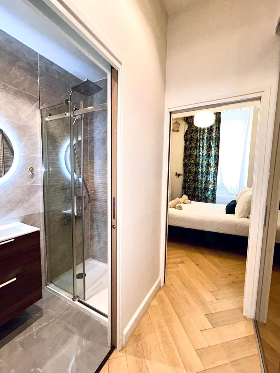 Old Town Vibes - 5min to Sea - AC Apartment in Nice