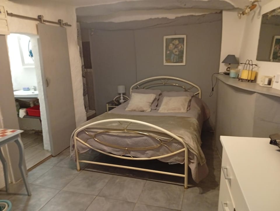 apartement des Romains Apartment in Provence-Alpes-Côte d'Azur