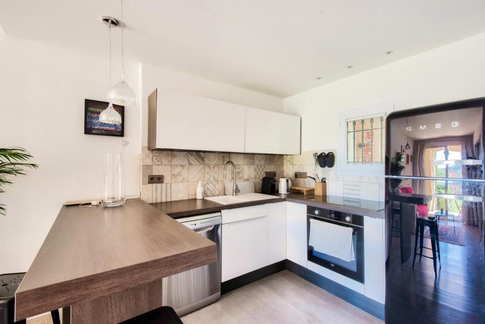 furniture, oven, kitchen
