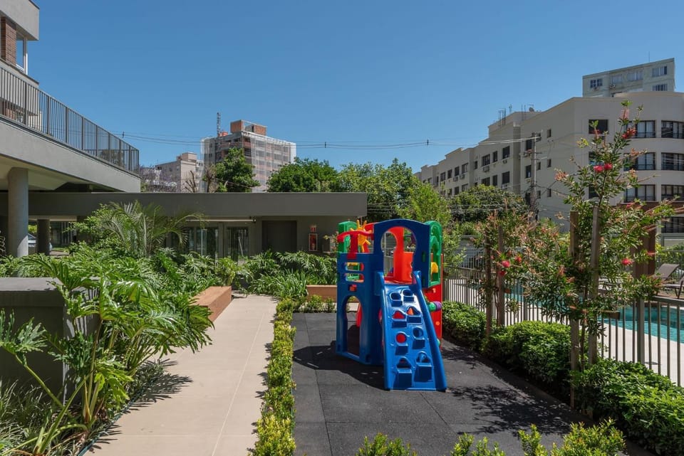 Quintal Moinhos by LikeHome Apartment in Porto Alegre
