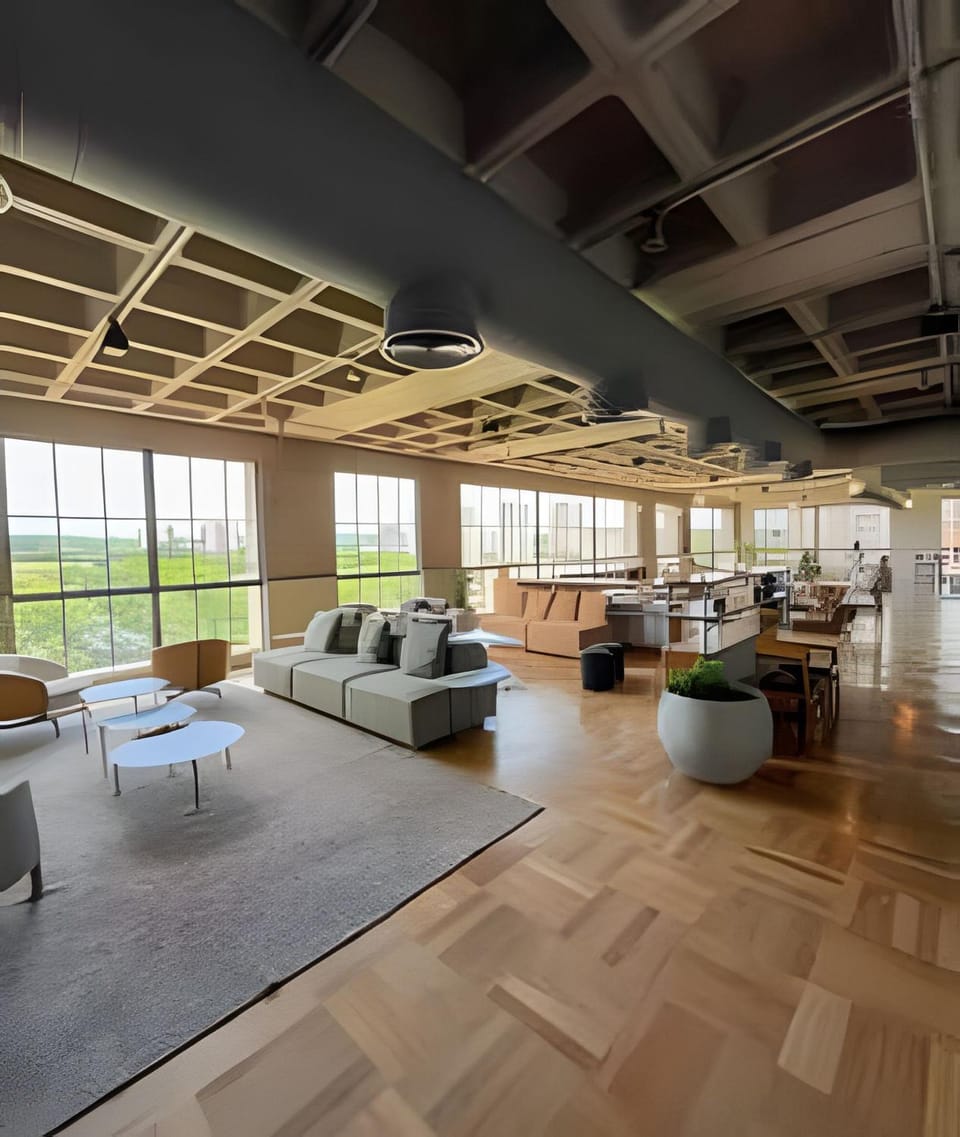 Communal lounge/ TV room, Living room, Dining area