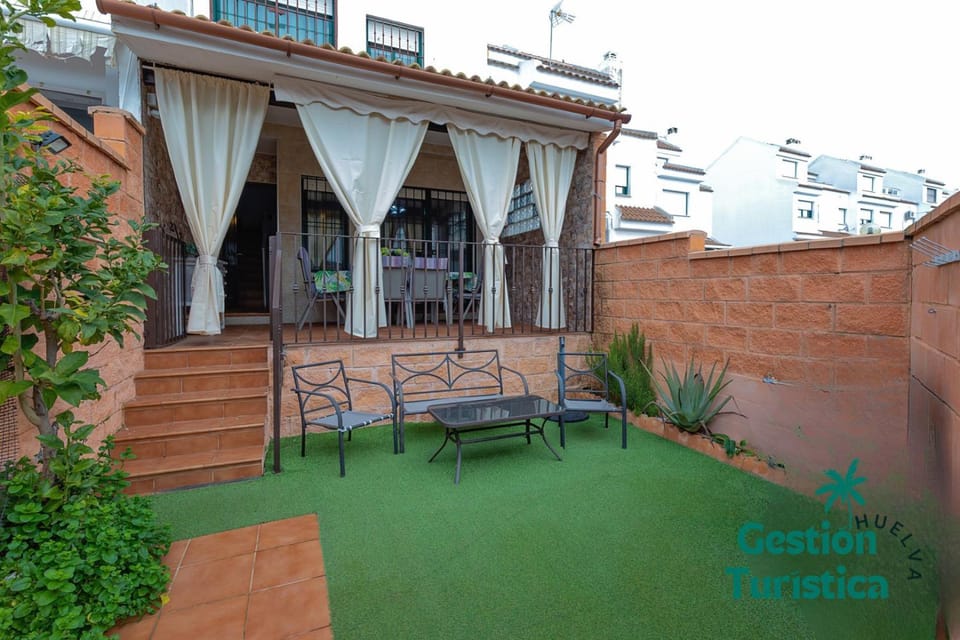 Preciosa casa con piscina, pádel y golf House in Costa de la Luz