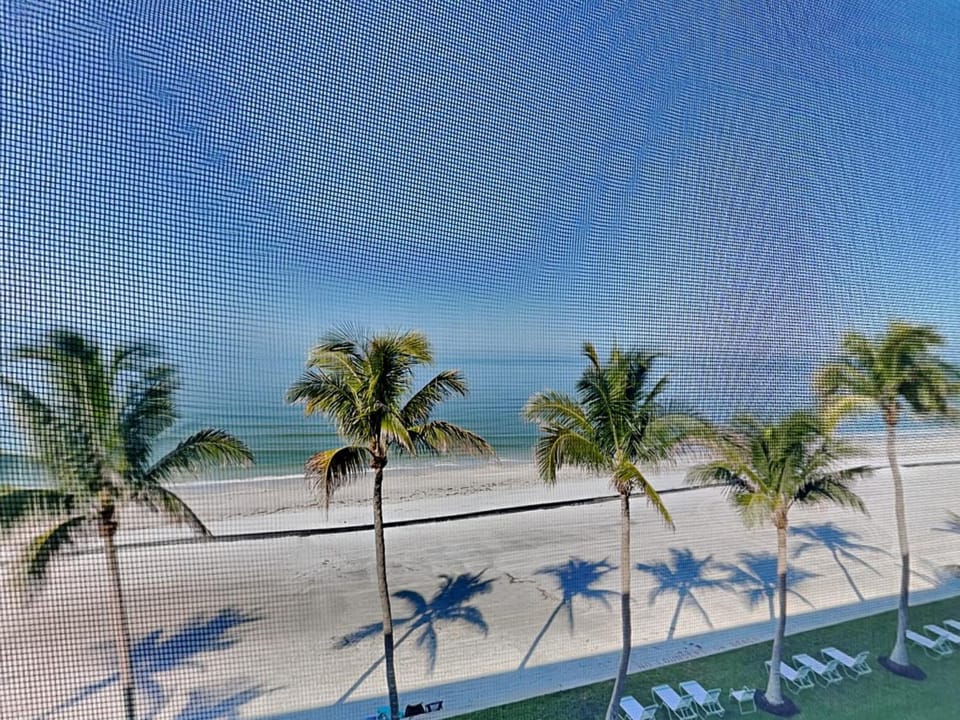 Seaside 406 Apartment in Estero Island