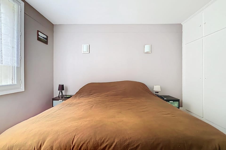Spacious 2-room apartment near Nation Apartment in Paris