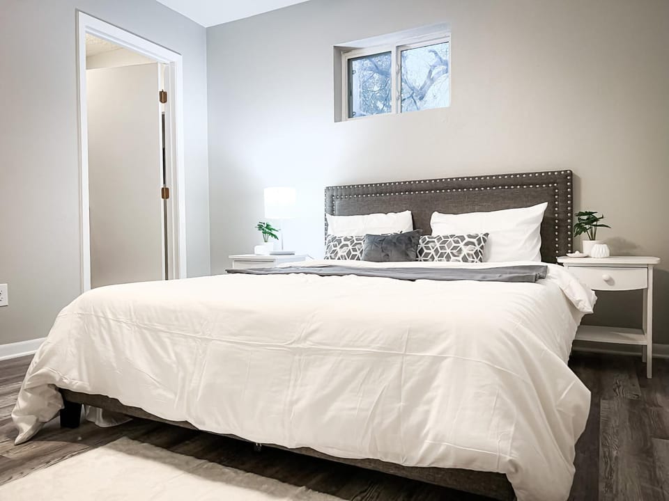 Bed, Bedroom