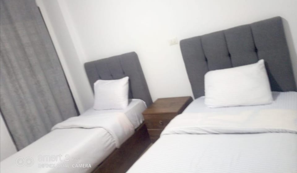 شقة فندقية بحديقة خاصة رائعة Apartment in Cairo Governorate