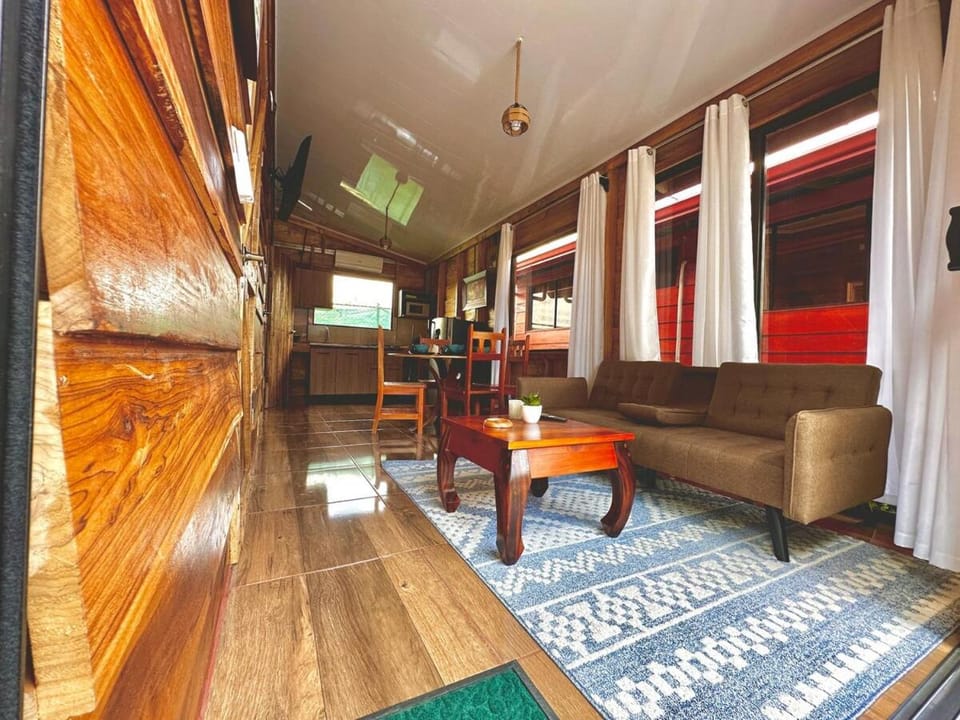 Tribu Bungalows 3 Romantic Spot House in La Fortuna