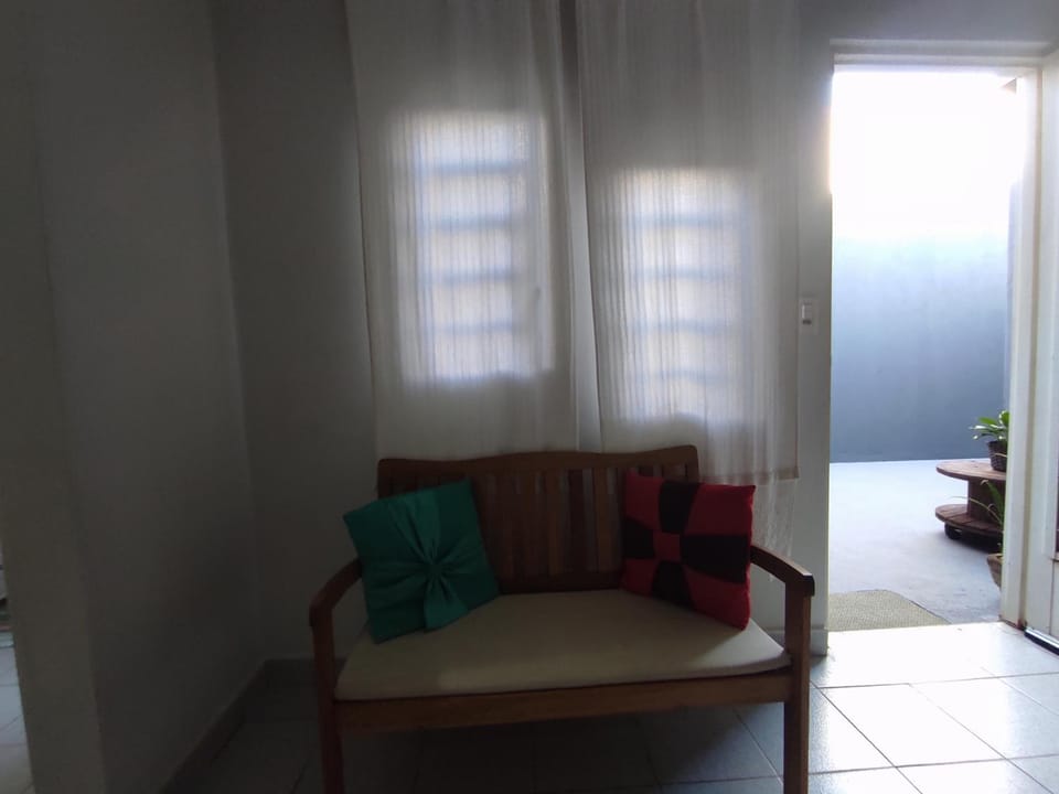 Casa para até 4 hóspedes próximo ao Hosp de Clínicas UFU, Cargill, Havan e Aeroporto House in Uberlândia