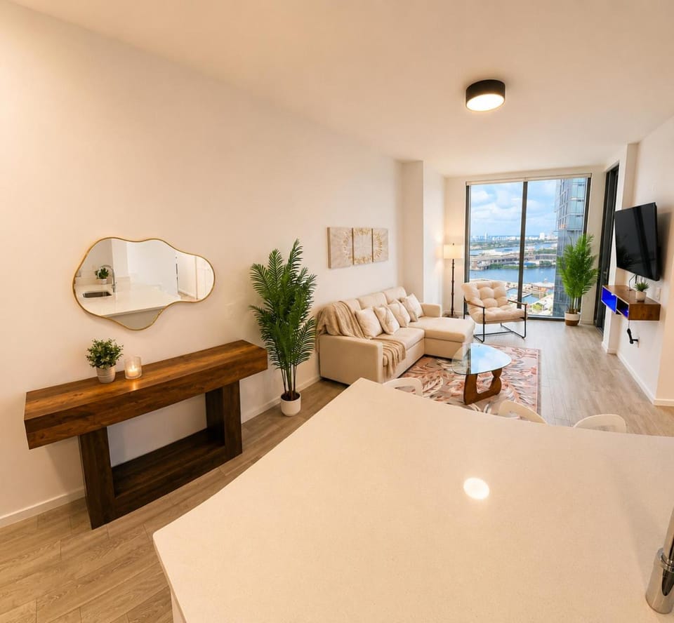 Luxe Ventures Miami Apartment hotel in Miami