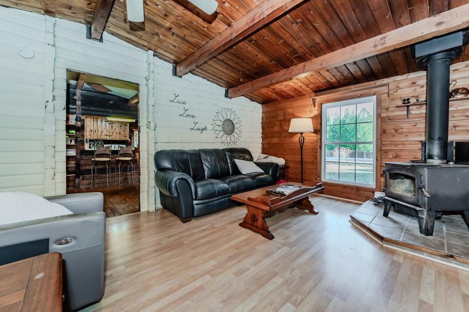 Living room, fireplace