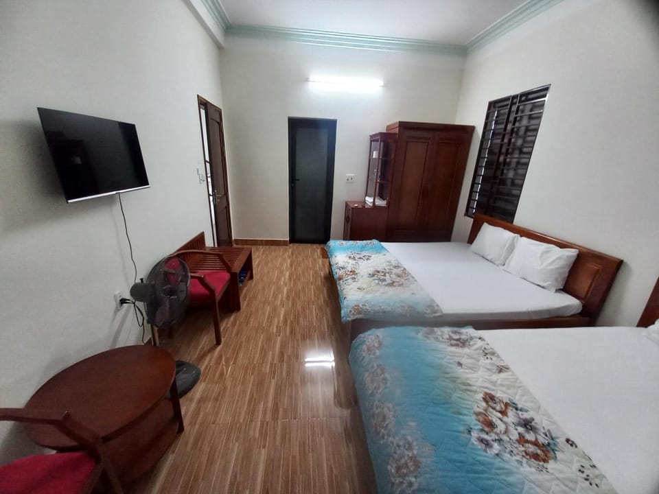 Ovan New Beach Hotel Bed and Breakfast in Laos