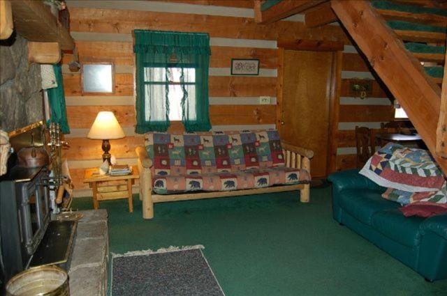 Emerald Pines Chalet in Cosby