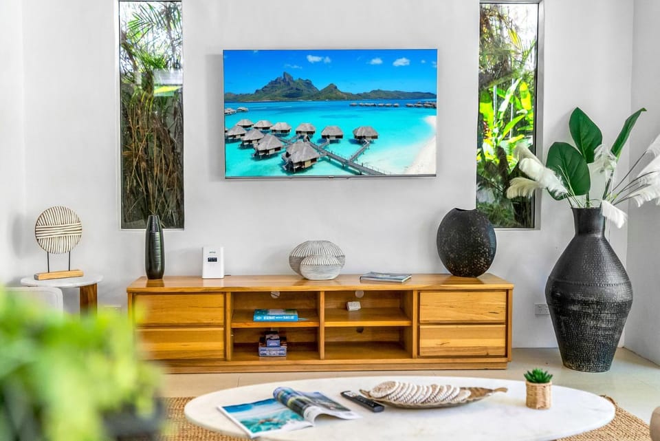Belle Escapes Pura Palm Cove - Two luxury Balinese villas House in Palm Cove