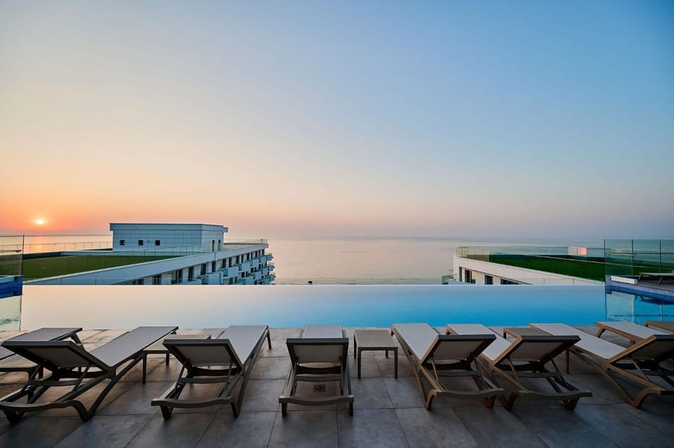 Sea view, Swimming pool, Sunset, sunbed