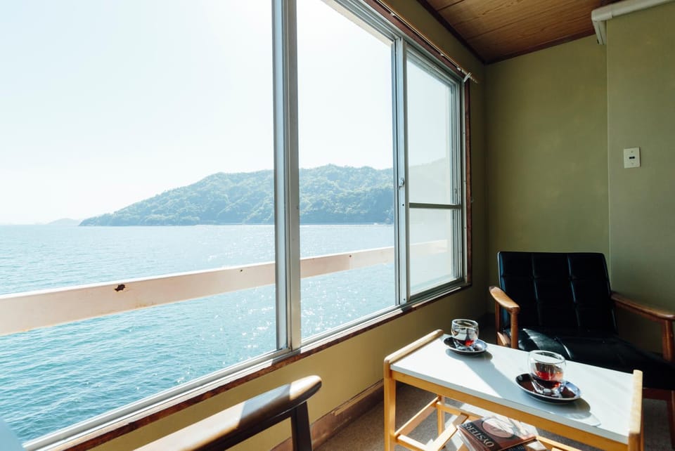 View (from property/room), Photo of the whole room