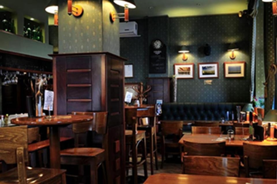 Lounge or bar