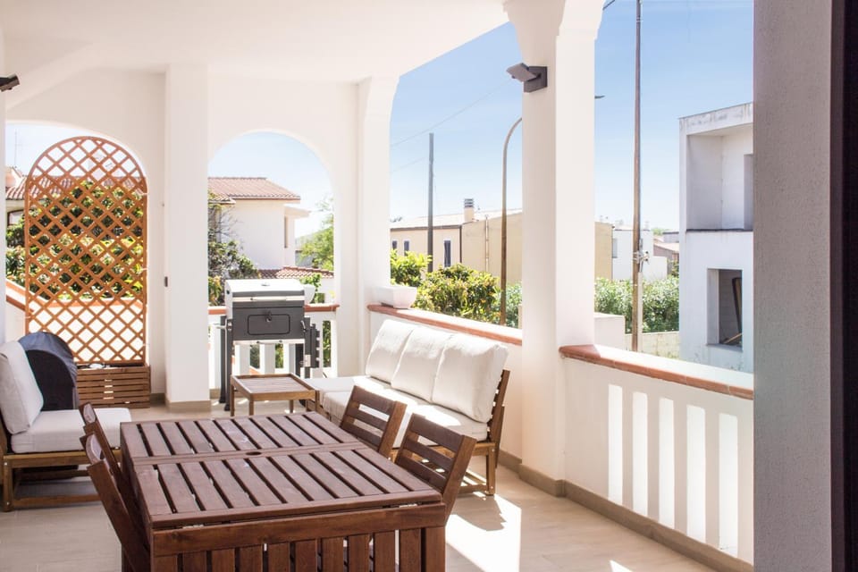 Patio, BBQ facilities, Balcony/Terrace