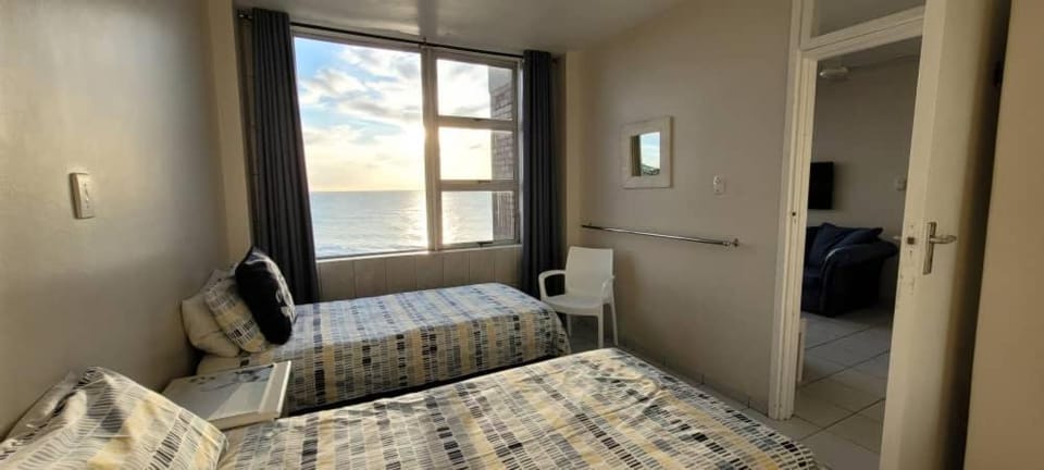 Bed, Sea view