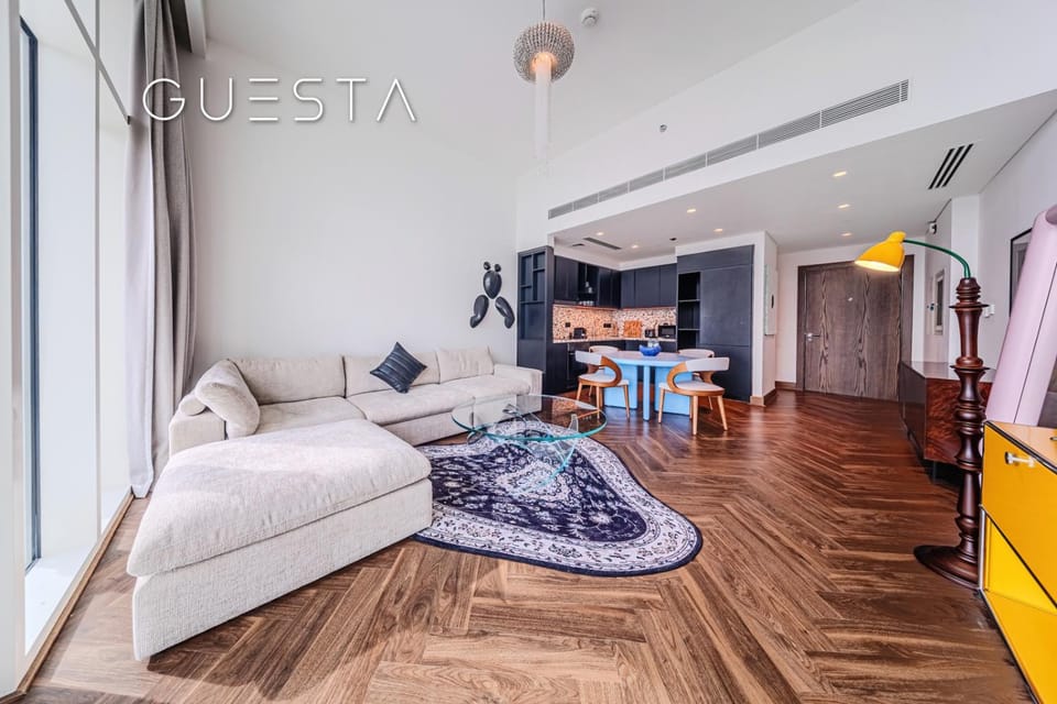 Living room, Photo of the whole room, Seating area