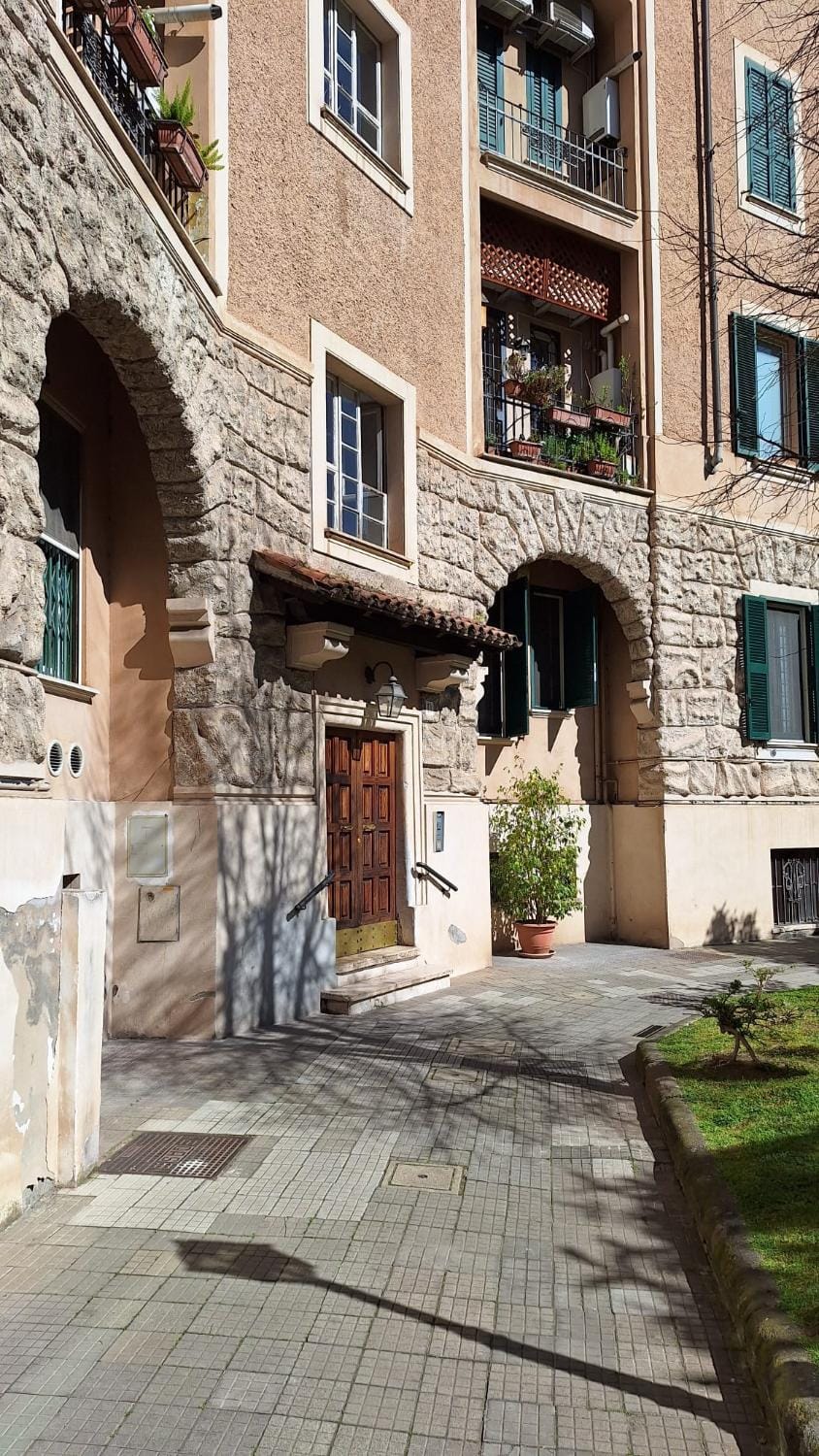 Wonderful Garden at Colosseo Apartment in Rome