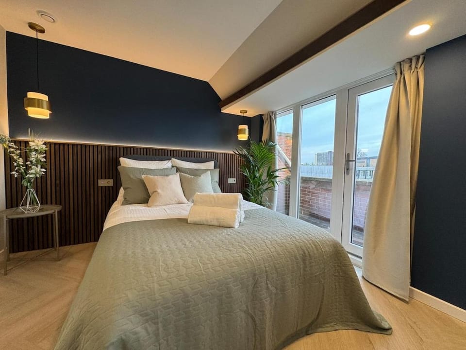 The Glamorous Chic Garden view Apart R4 Apartment in The Hague