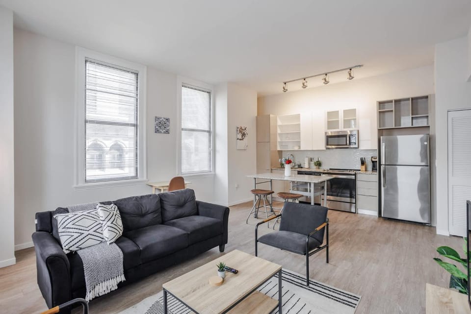 CozySuites at Sky Central Apartment in Cincinnati