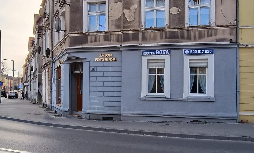 Property building, Neighbourhood, Street view, Location