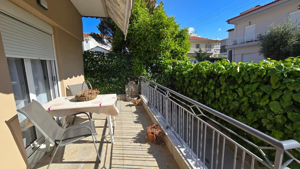 Property building, View (from property/room), Balcony/Terrace