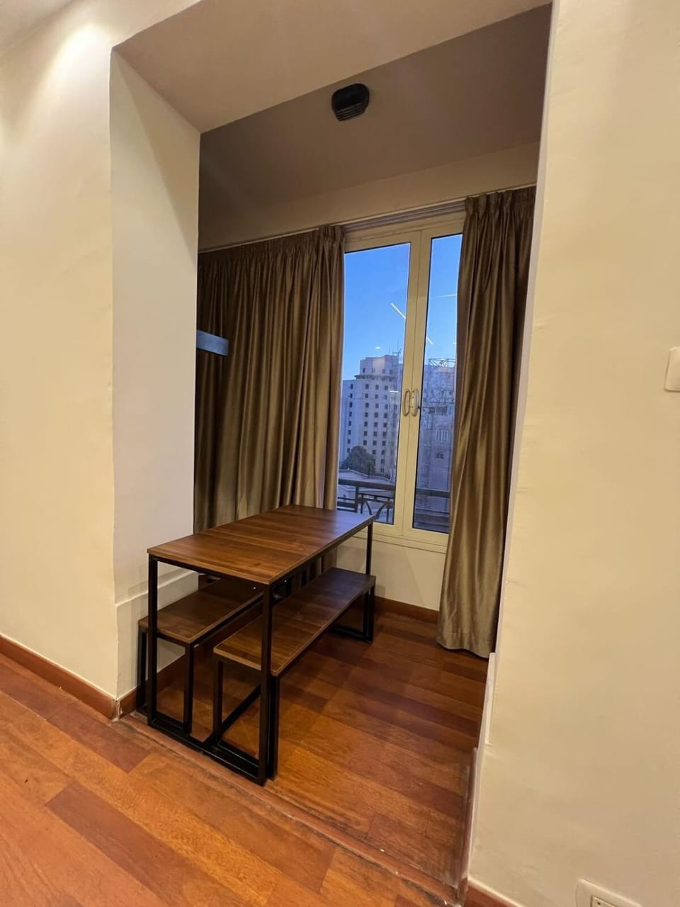 View (from property/room), Balcony/Terrace, Dining area