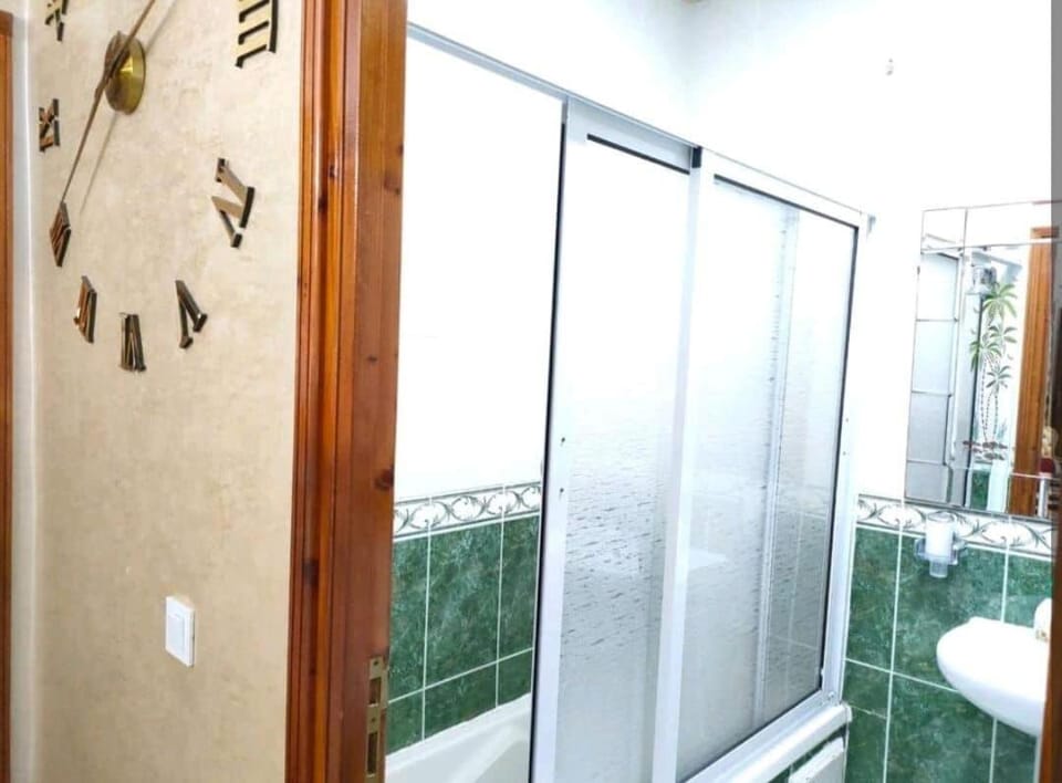 1Spacieux logement Climatisé avec bonne proximité Apartment in Tangier