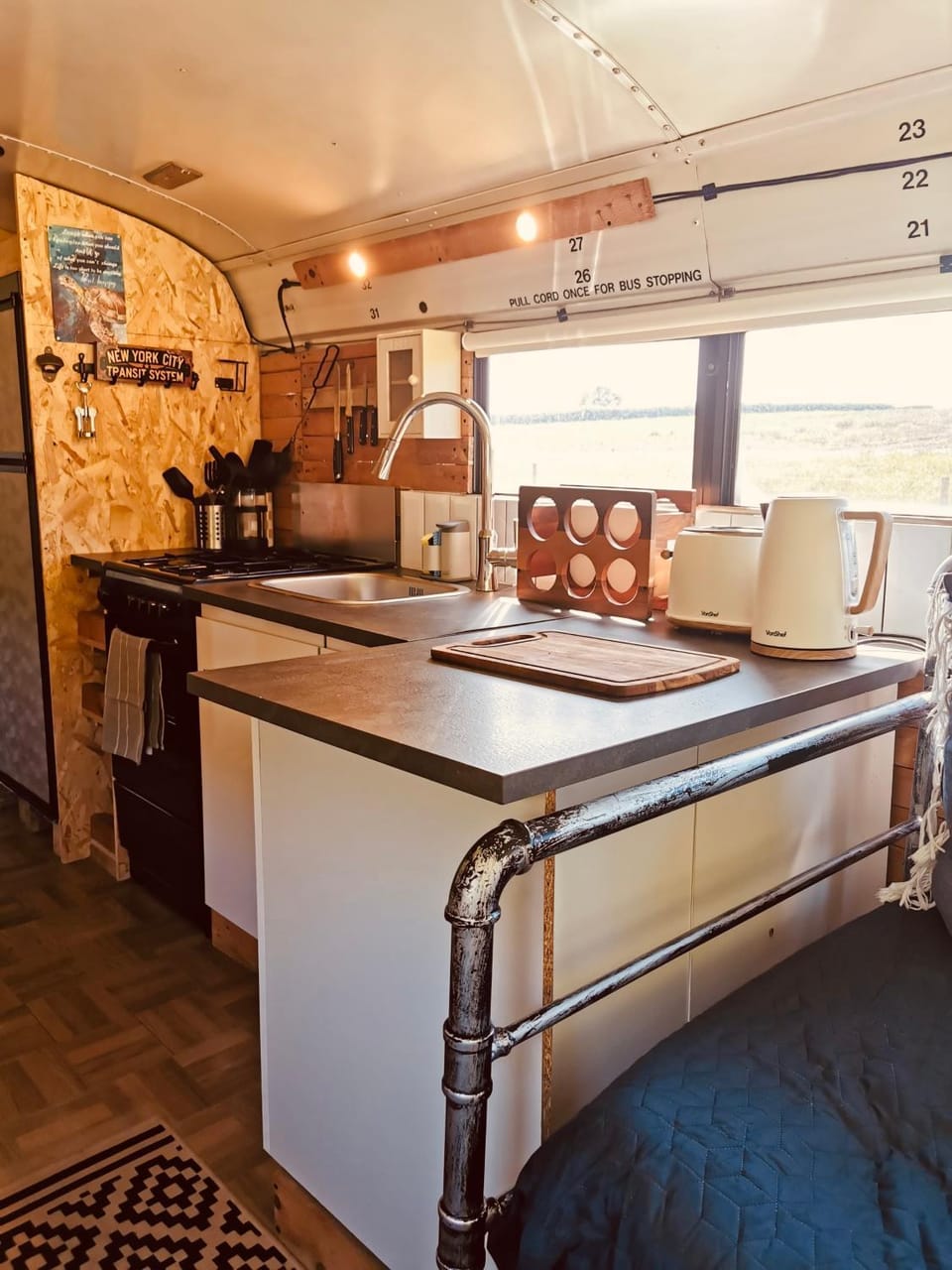 The Skoolie at Field of Dreams Apartment in South Derbyshire District
