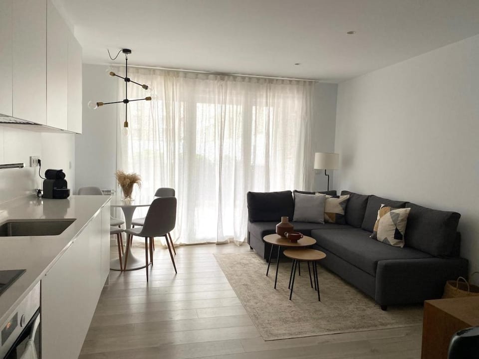 Kitchen or kitchenette, Living room, Dining area