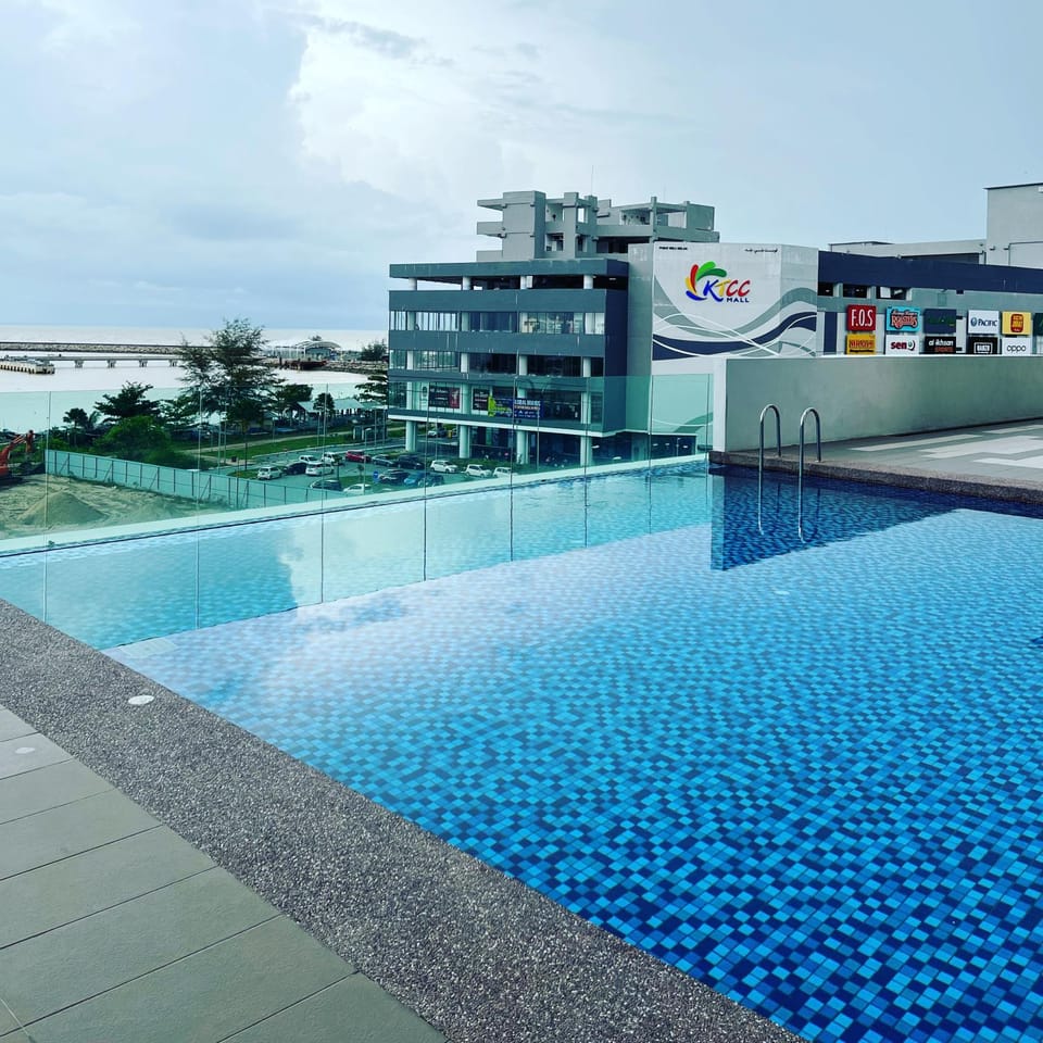 The Ocean Homestay near KTCC Mall, Mayang Mall & Drawbridge Apartment in Terengganu, Malaysia