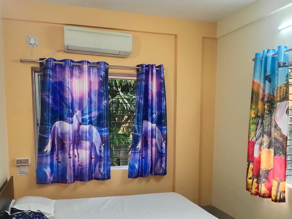 Bed, Bedroom, air conditioner
