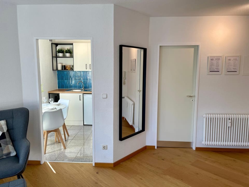 Kitchen or kitchenette, Photo of the whole room, Dining area