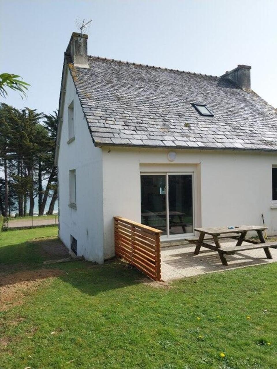 Property building, Day, Natural landscape, Garden, Garden view