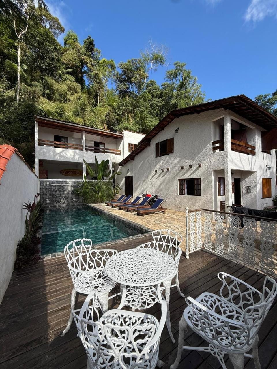 Property building, Day, View (from property/room), Dining area, Mountain view, Pool view, sunbed