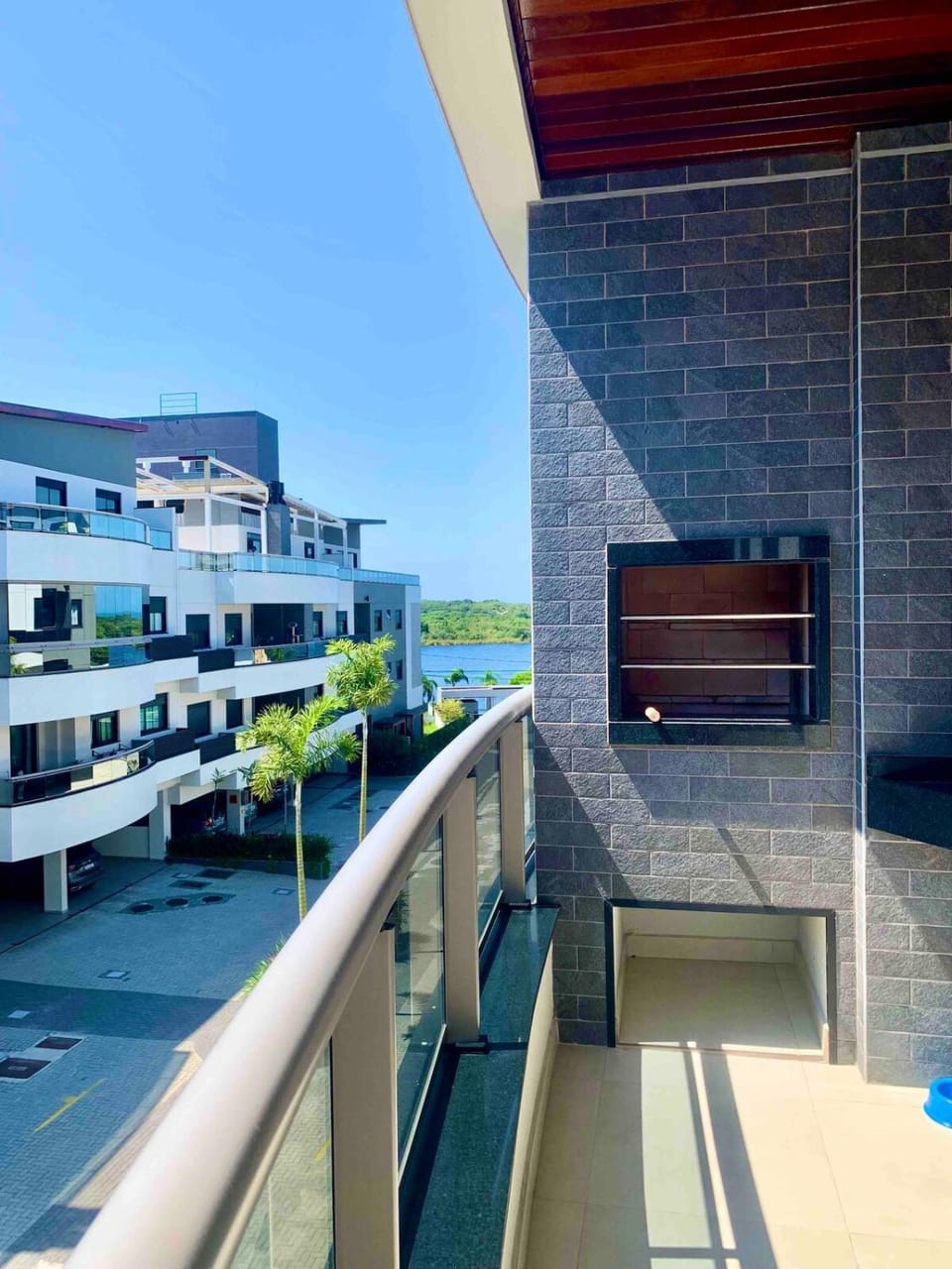 Condômino club com piscinas próximo da praia Apartment in Florianopolis