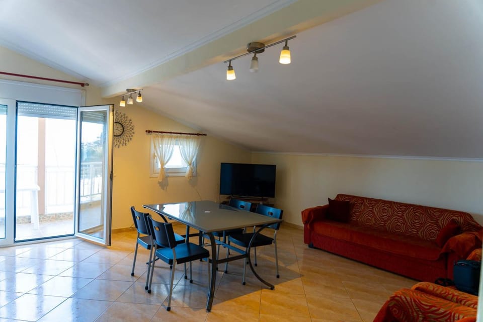 Dina Apartments Apartment in Decentralized Administration of Macedonia and Thrace