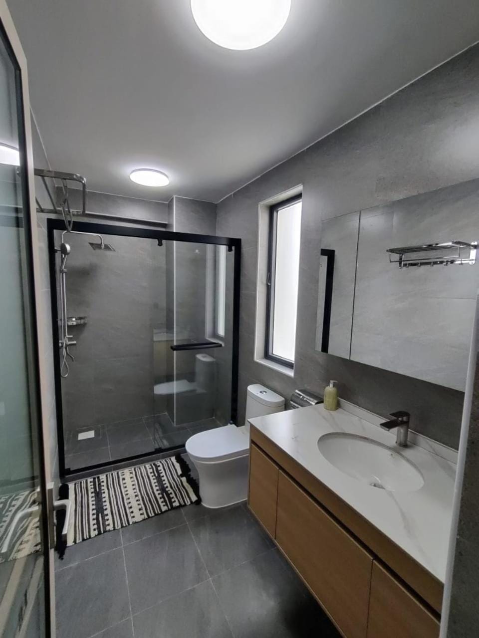 supreme luxury living apartments with breathtaking amazing city views gym heated swimming pool fully equipped gym children playground and ample parking space and proximity to major shopping malls and gourmet restaurants in kilimani Apartment in Nairobi