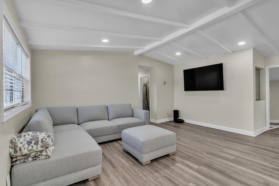 Peaceful Pet Friendly Chesapeake Escape House in Maryland
